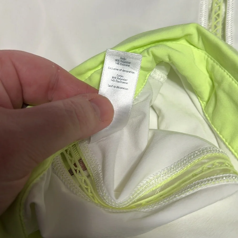 IVIVVA Lululemon Athletica White and Yellow Fitted Sleeveless Polo Tank